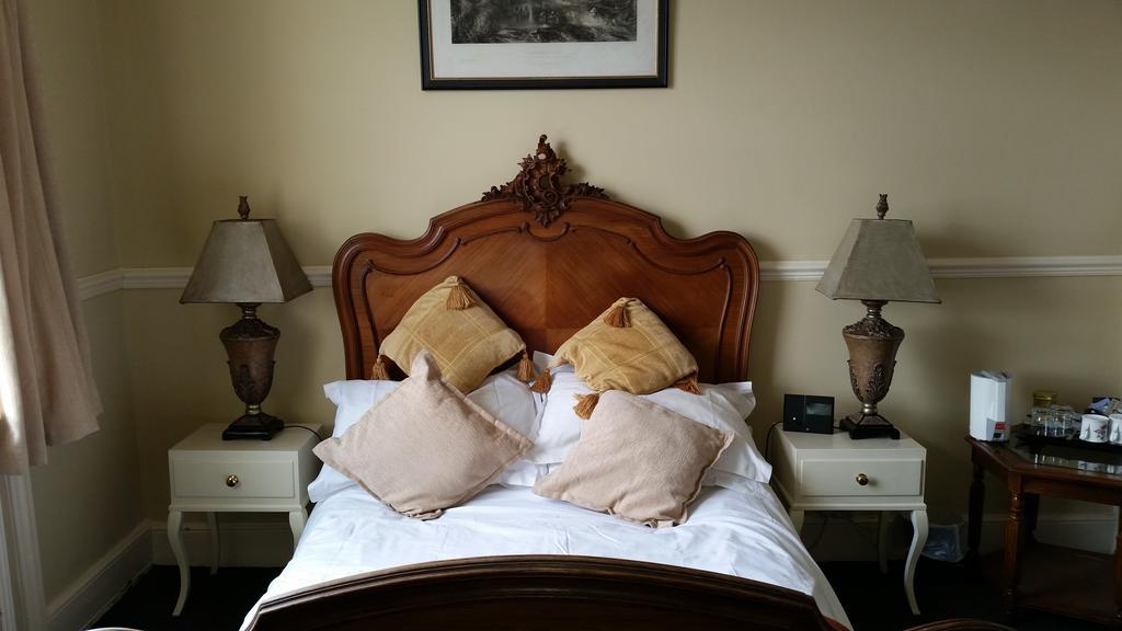 Crossways Guest House Cheltenham Zimmer foto